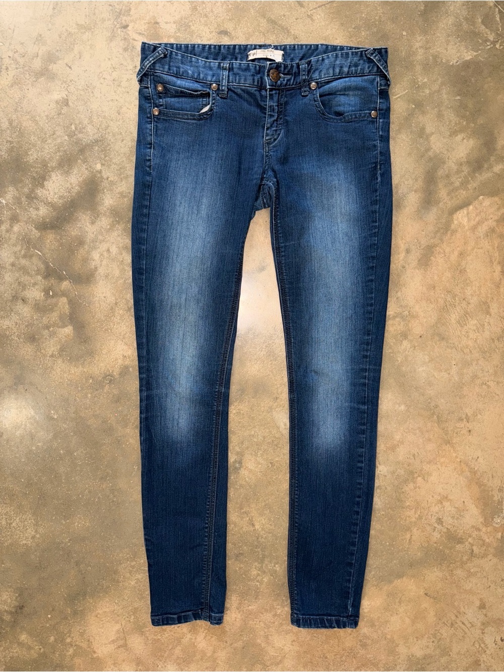 Free People Low Rise Skinny Jeans Dark Wash Stretch Denim Size 28